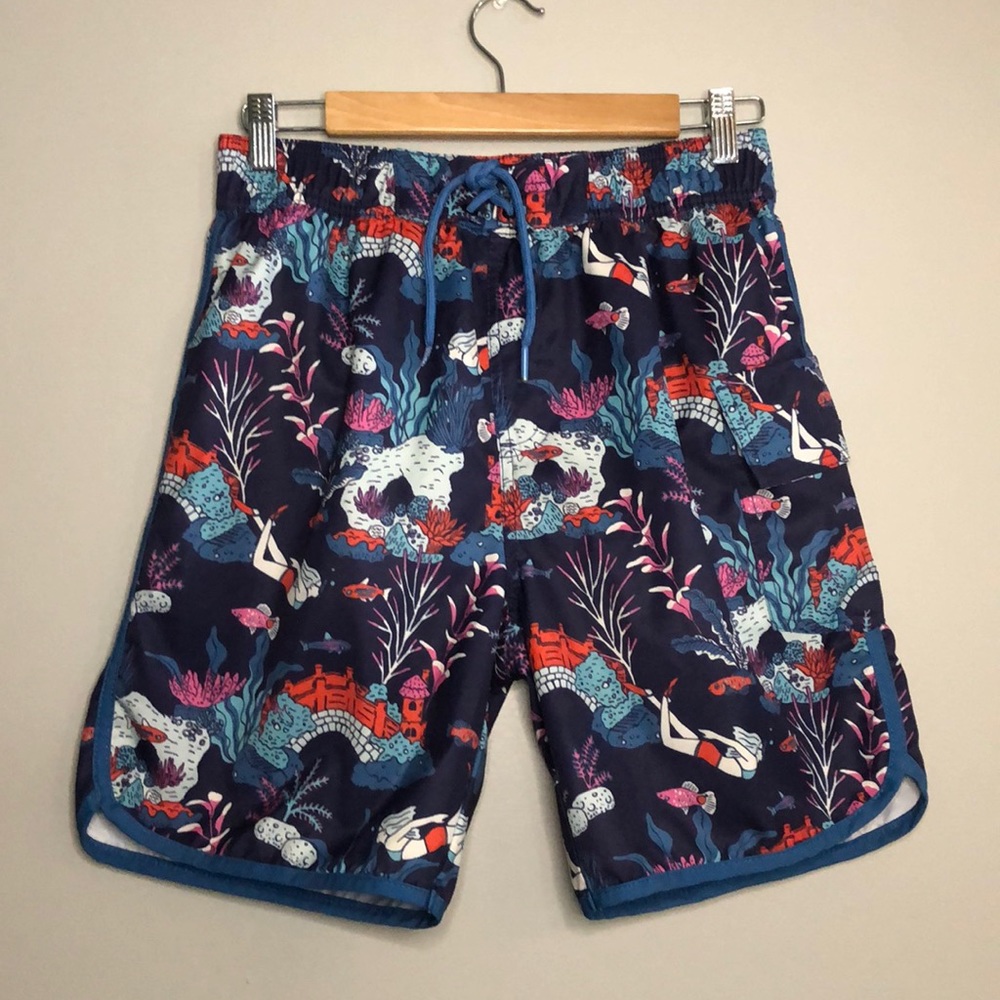Sovereign Code Swim Trunks Size Medium Great Print - image 1